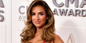 jessie james decker prisustvuje 56. godišnjoj dodjeli CMA nagrada u bridgestone areni 9. studenog 2022. u nashvilleu, tennessee, fotografija jason daviswireimage