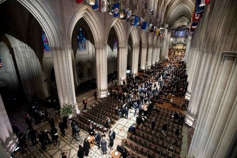 Predsjednik George H.W. Bush laže u saveznoj državi SAD-a