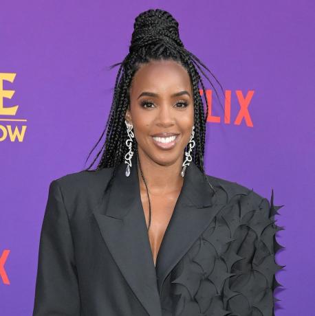 glumica i pjevačica, kelly rowland, prisustvuje posebnoj projekciji netflixsovog prokletstva mosta hollow u los angelesu u kinu netflix tudum