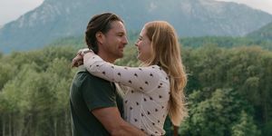 martin henderson kao jack sheridan, alexandra breckenridge kao mel monroe u epizodi 404 virgin rivera