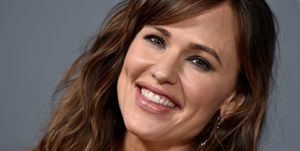 zapadni Hollywood, Kalifornija 13. studenog jennifer garner prisustvuje baby2baby 10-godišnjoj svečanosti koju vodi paul mitchell u Pacific Design Centeru 13. studenog 2021. u zapadnom Hollywoodu, Kalifornija, fotografija axellebauer griffinfilmmagic