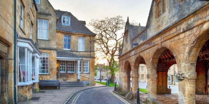 Bourton-on-the-Water do Chipping Campdena – Cotswolds