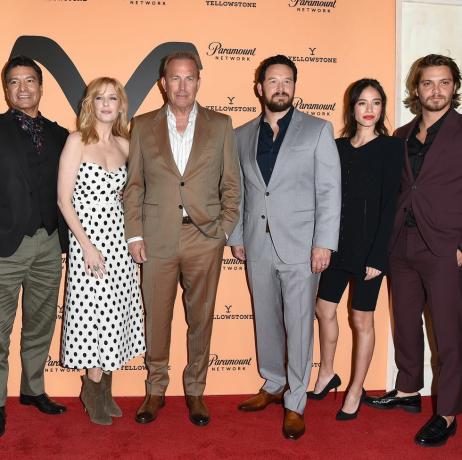 Los Angeles, Kalifornija 30. svibnja r wes bentley, gil birmingham, kelly reilly, kevin costner, cole hauser, kelsey asbille i luke grimes prisustvuju premijerna zabava za Paramount Networks Yellowstone sezona 2 u kući Lombardi 30. svibnja 2019. u Los Angelesu, Kalifornija, fotografija: axellebauer griffinfilmmagic