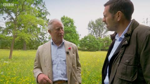 Adam Frost upoznaje princa Charlesa kako bi razgovarao o pitanju biološke sigurnosti - BBC Gardeners 'World